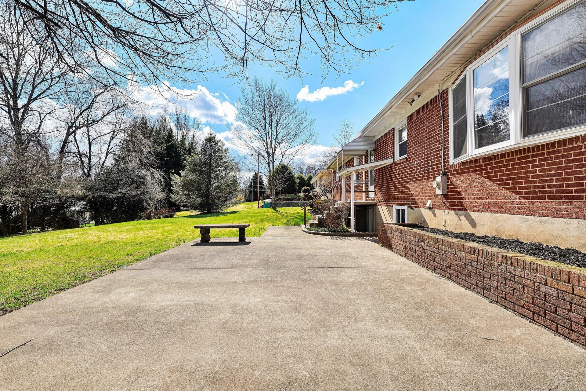 3038 Dover DR - Photo 28