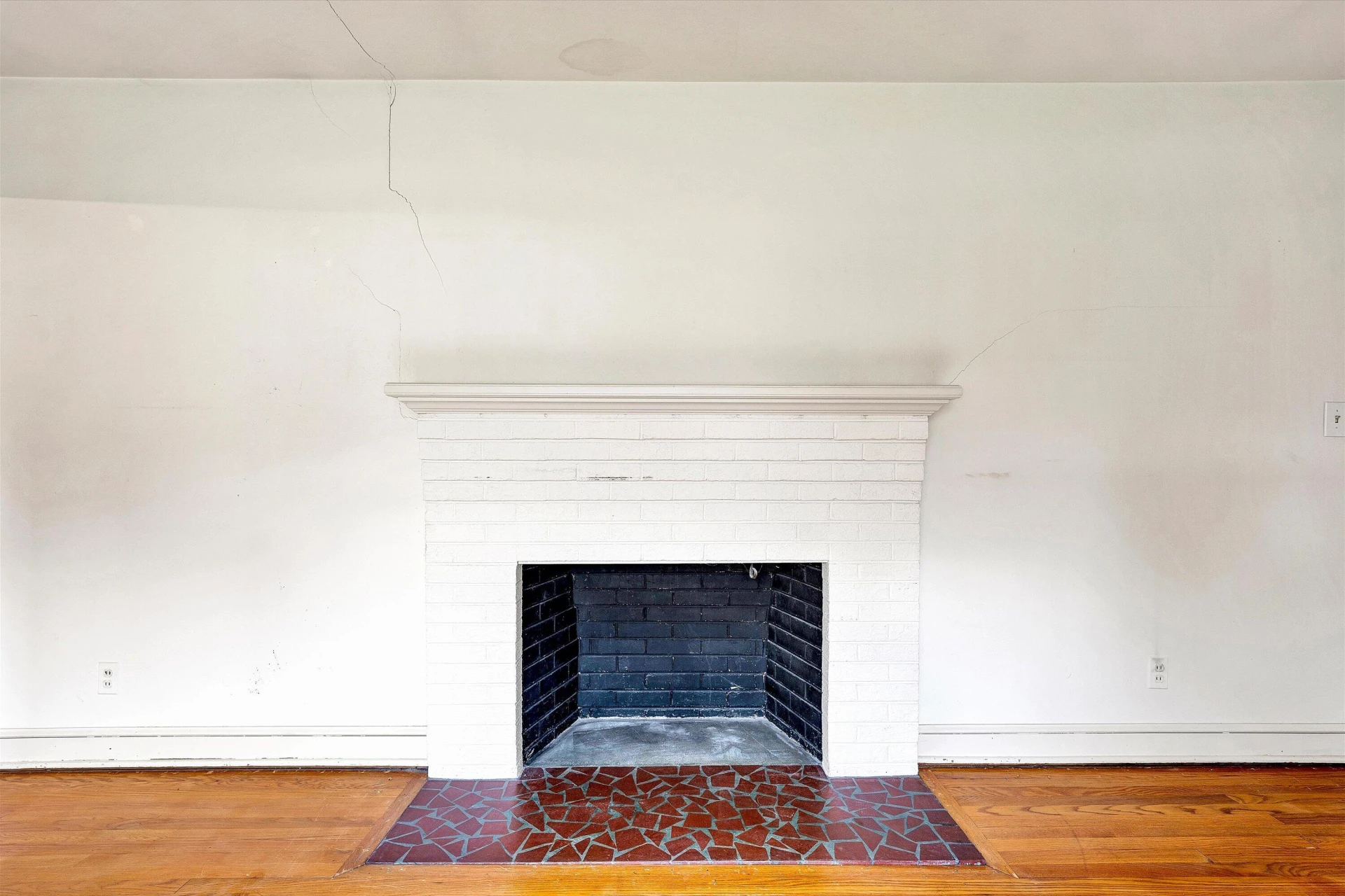 3038 Dover DR - Photo 7