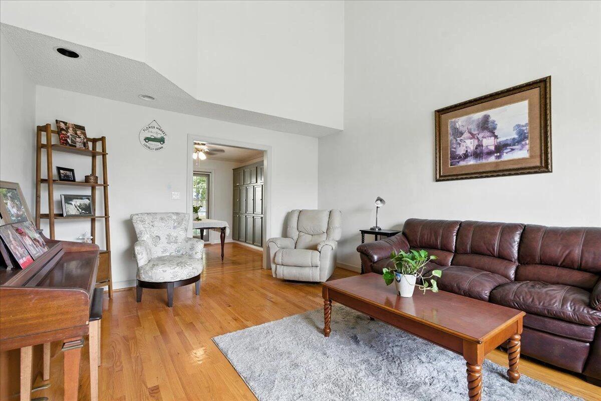 1193 Yarrow RD - Photo 15