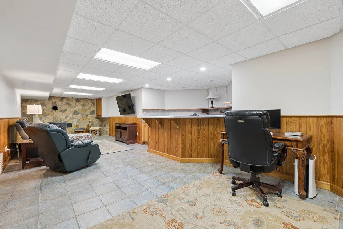 1193 Yarrow RD - Photo 43