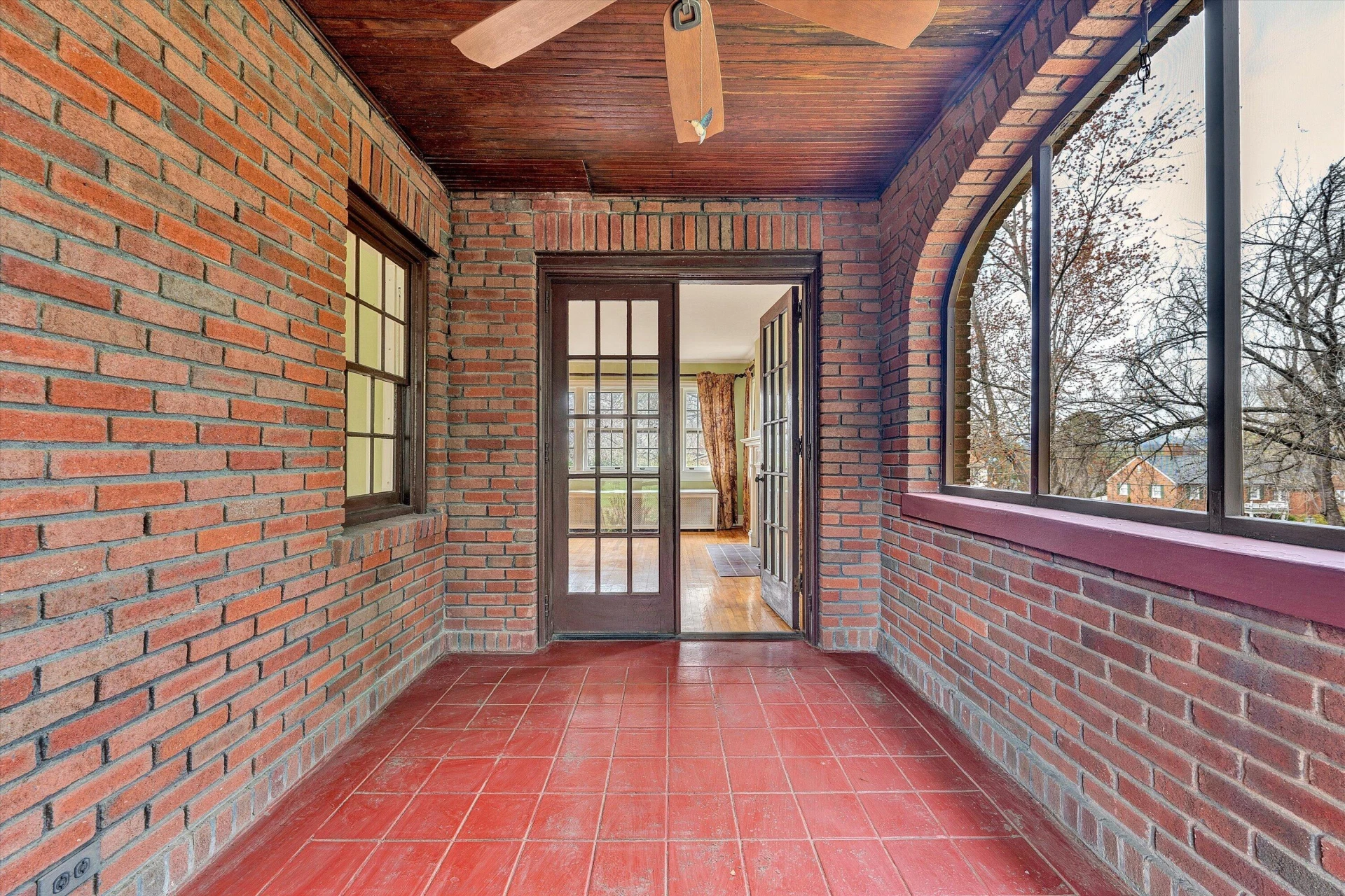2610 Longview AVE - Photo 20