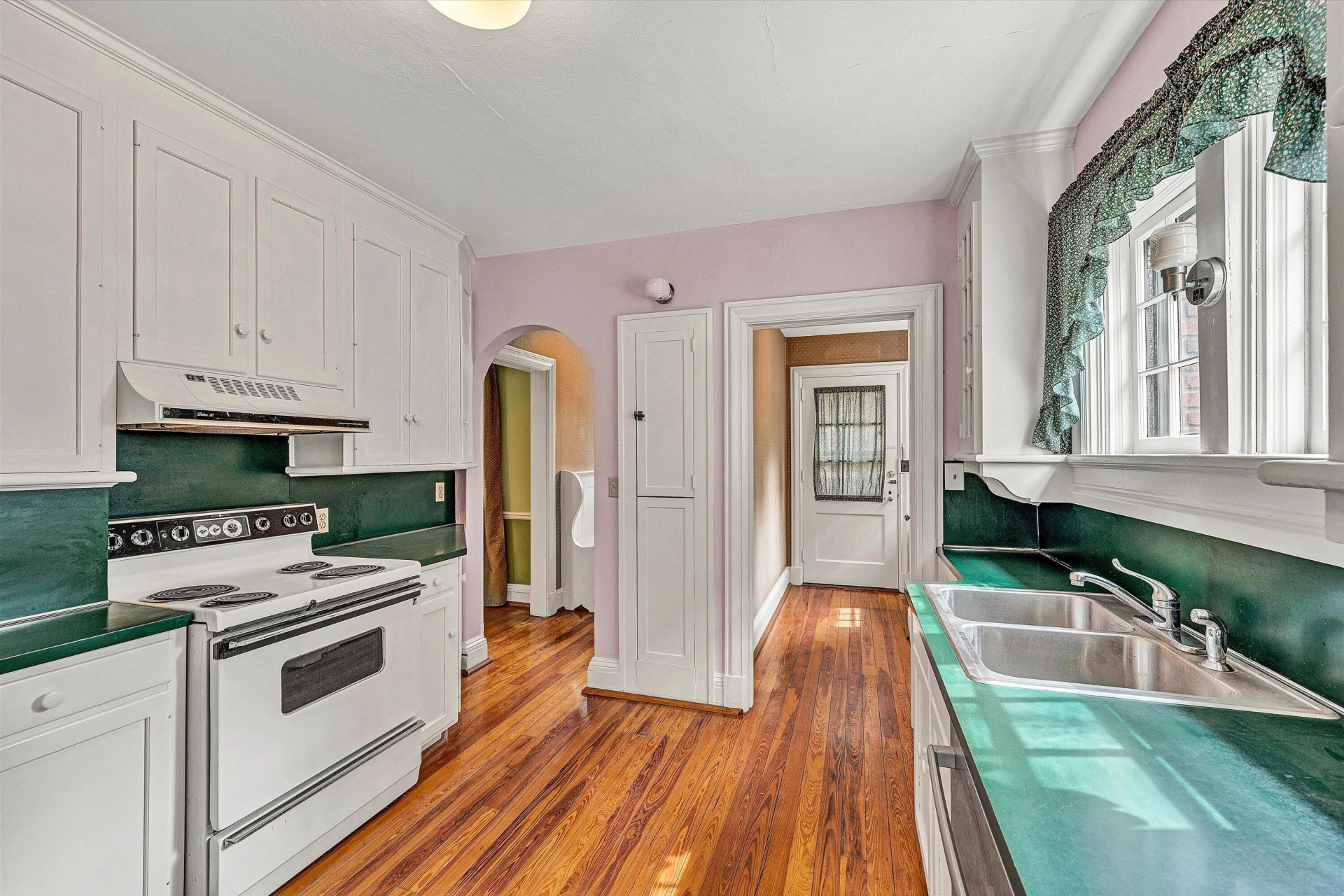 2610 Longview AVE - Photo 27