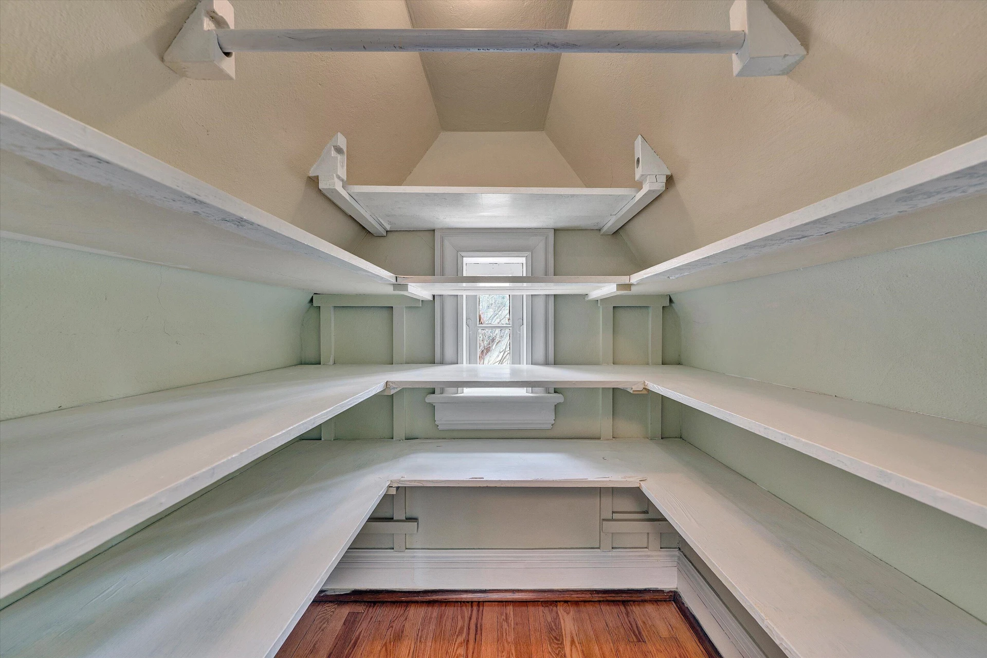 2610 Longview AVE - Photo 34