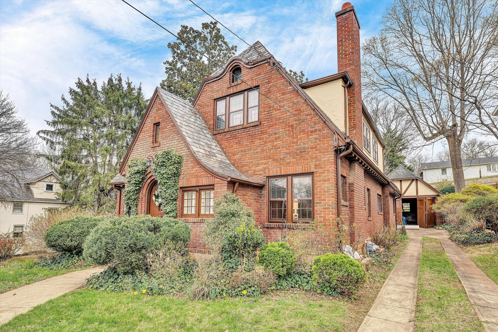 2610 Longview AVE - Photo 8
