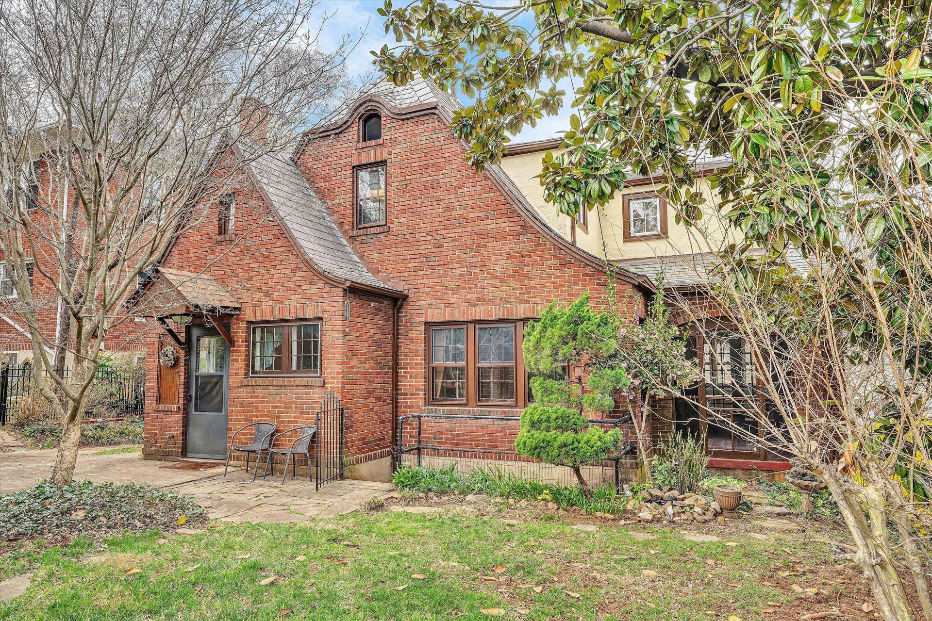 2610 Longview AVE - Photo 53