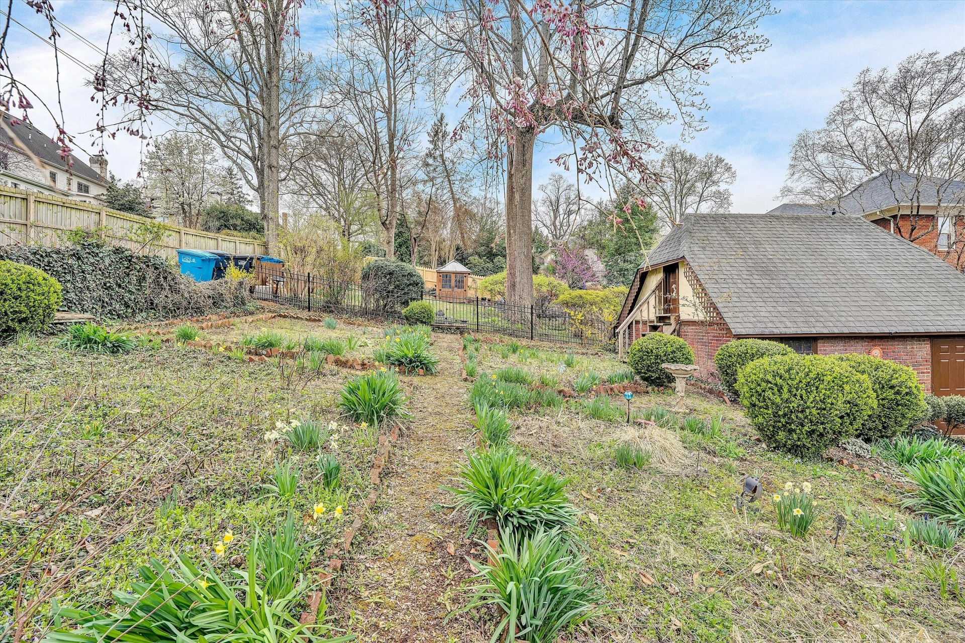 2610 Longview AVE - Photo 60