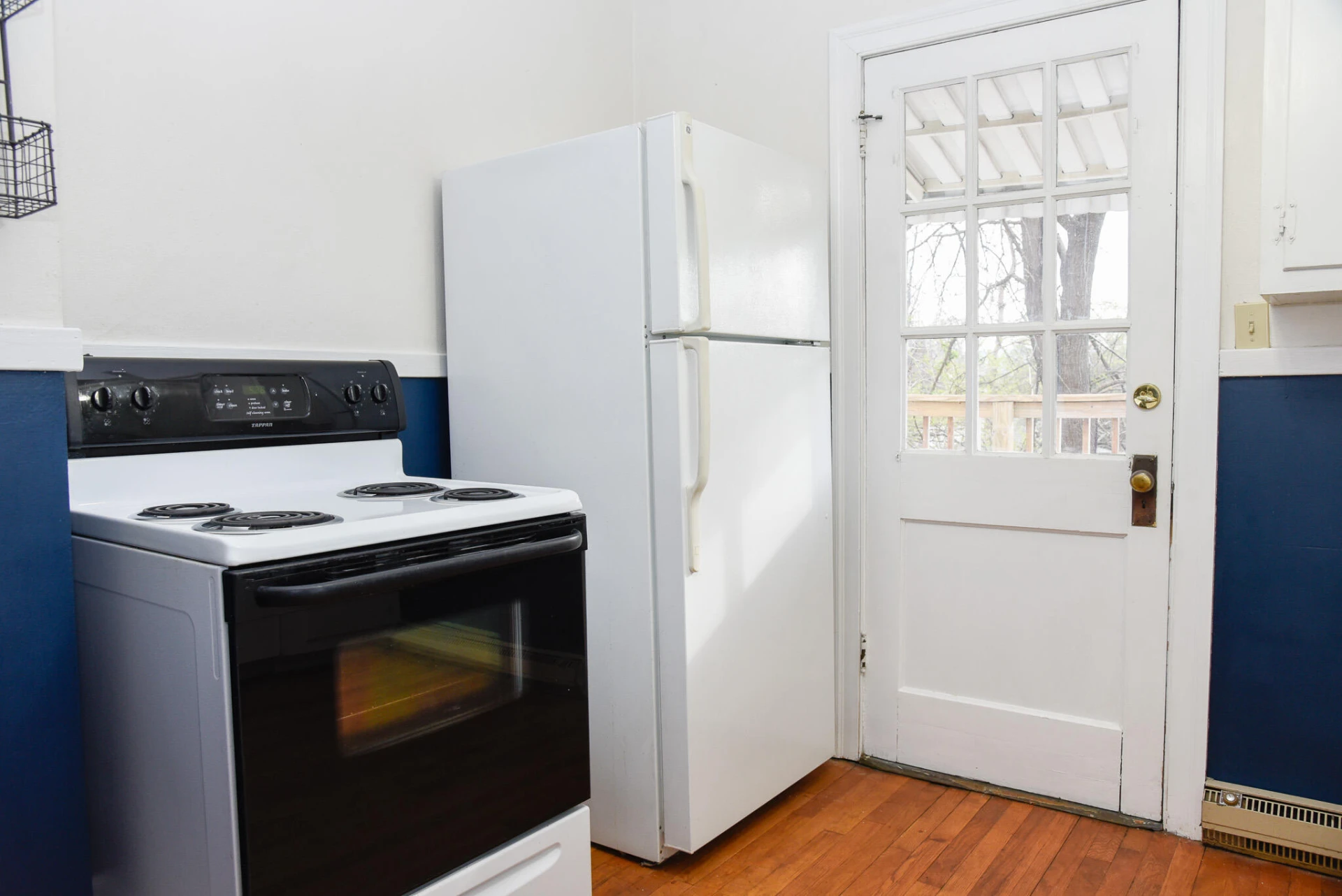 2427 Ravenwood AVE - Photo 7