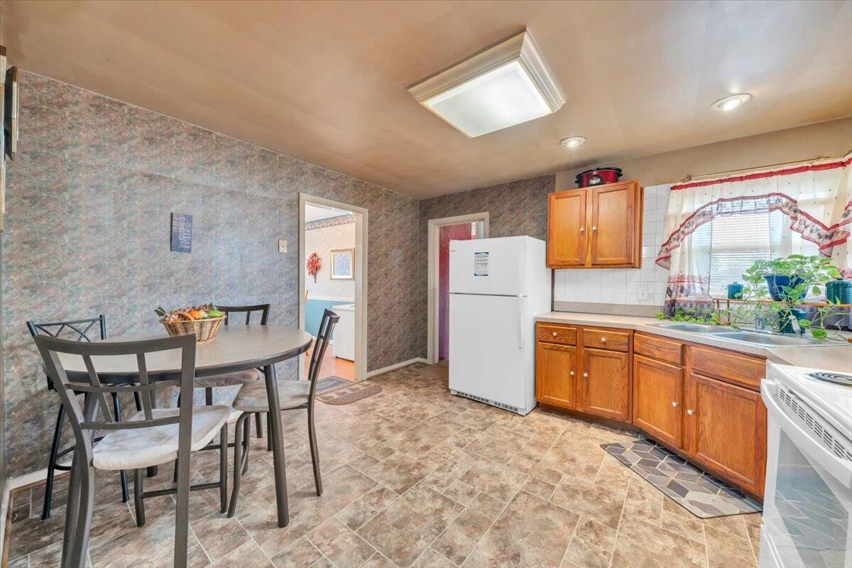 3222 Wentworth AVE - Photo 15