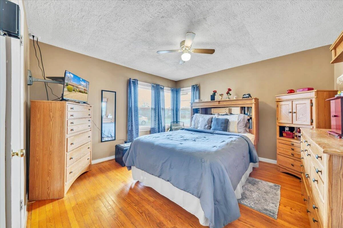 3222 Wentworth AVE - Photo 20