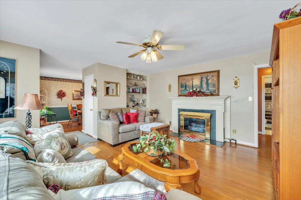 3222 Wentworth AVE - Photo 8