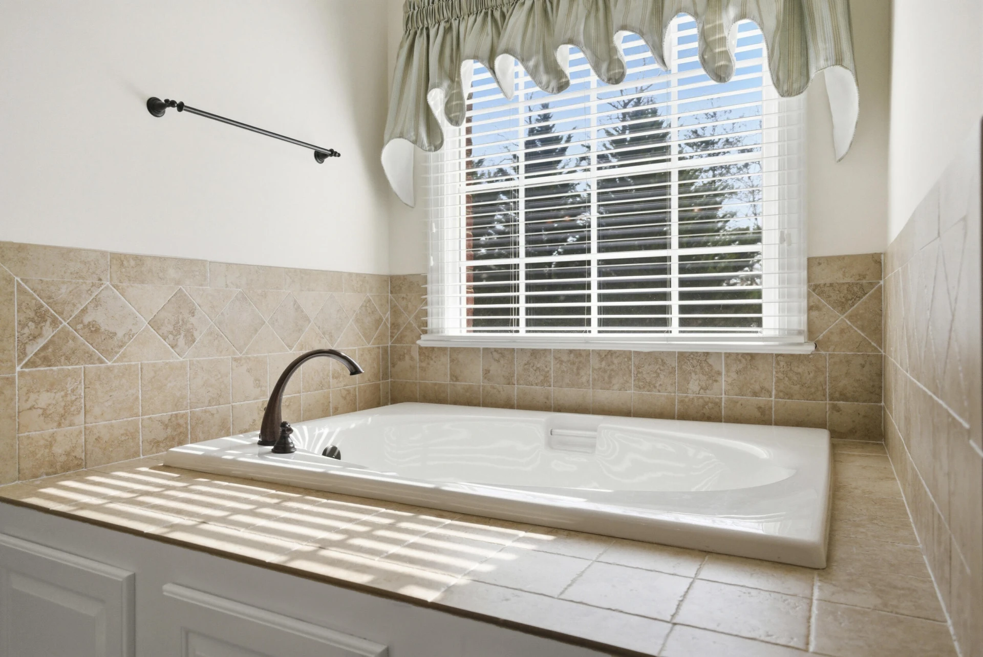 1080 Remington RD - Photo 36