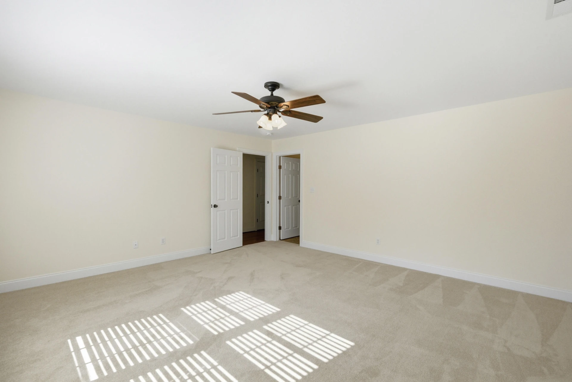 1080 Remington RD - Photo 42