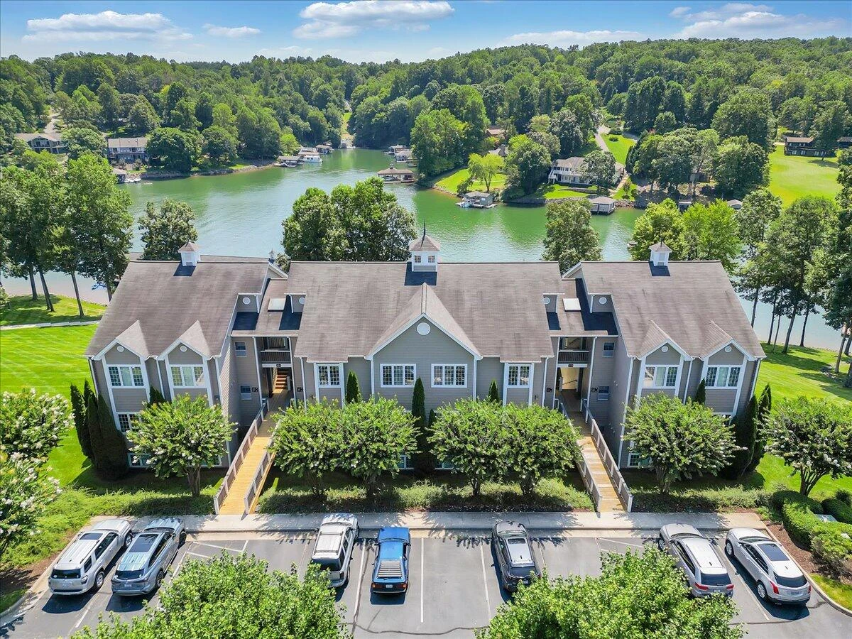 335 Pointe Shore DR #308 - Photo 105