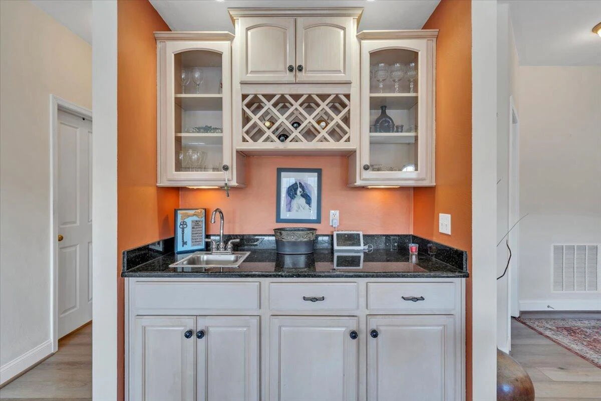 335 Pointe Shore DR #308 - Photo 13