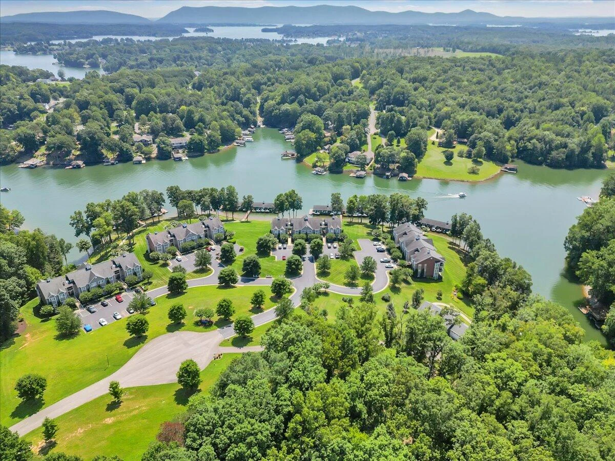 335 Pointe Shore DR #308 - Photo 117