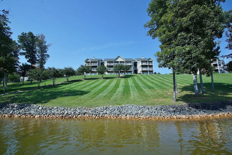 335 Pointe Shore DR #308 - Photo 130