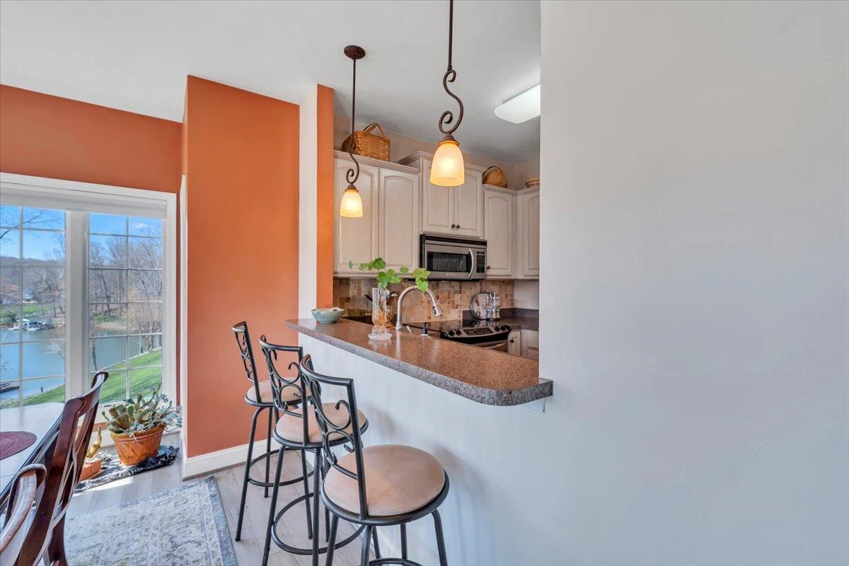 335 Pointe Shore DR #308 - Photo 20
