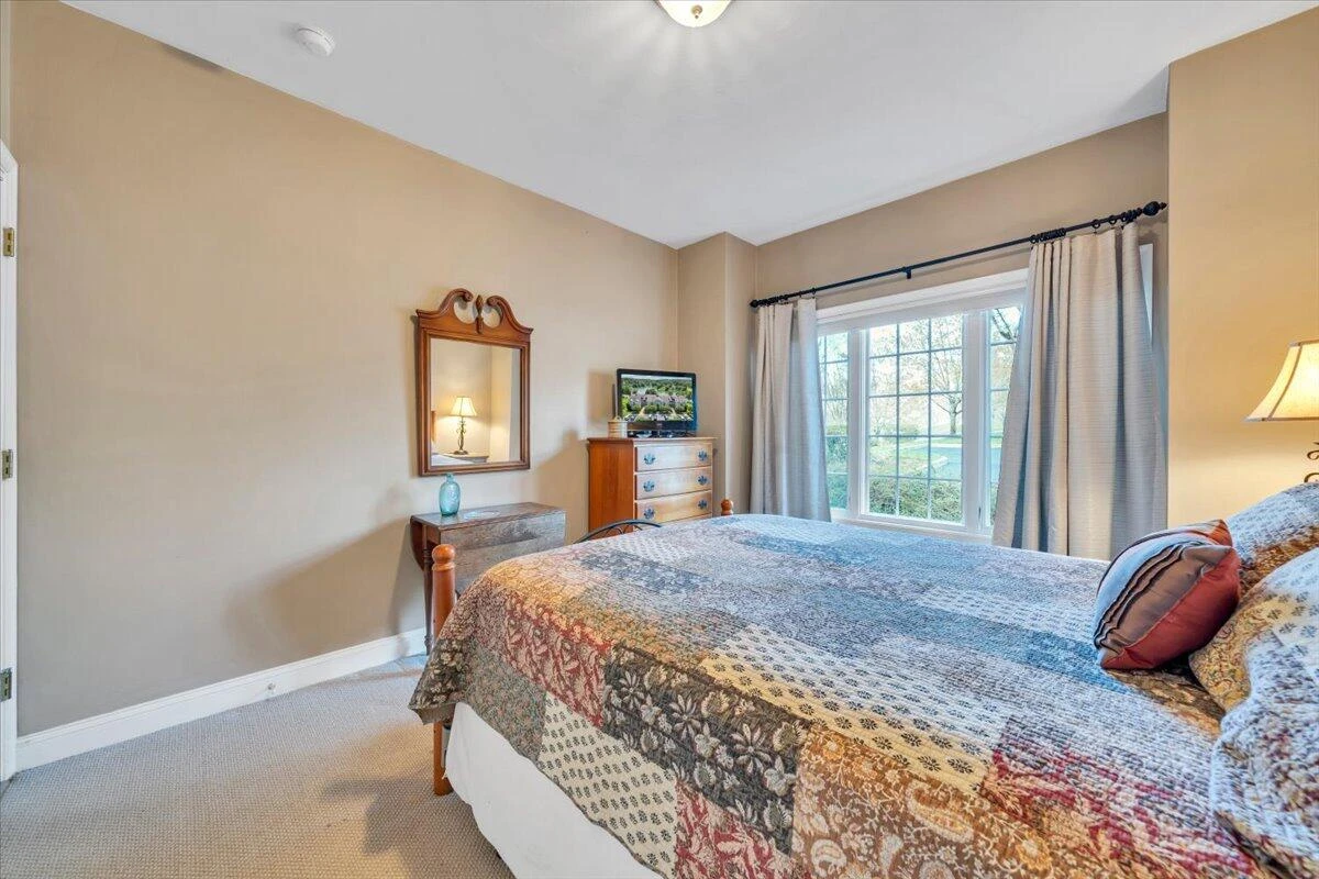 335 Pointe Shore DR #308 - Photo 32