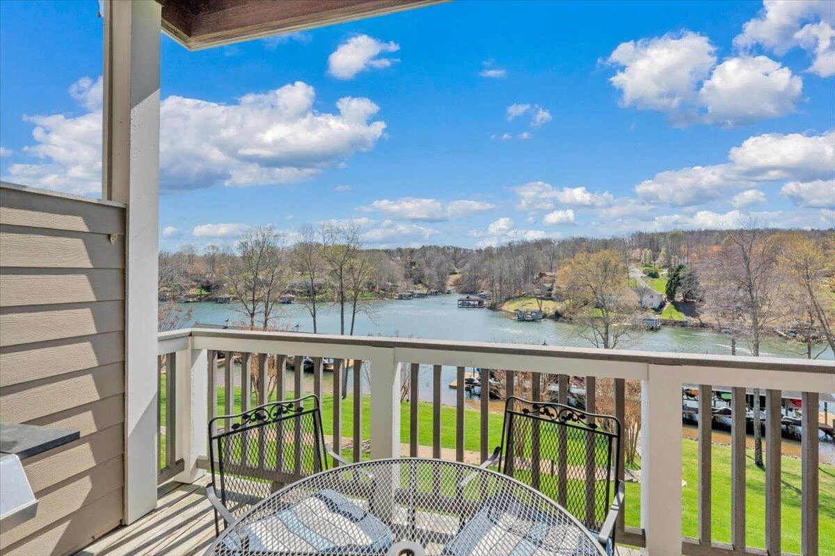 335 Pointe Shore DR #308 - Photo 39