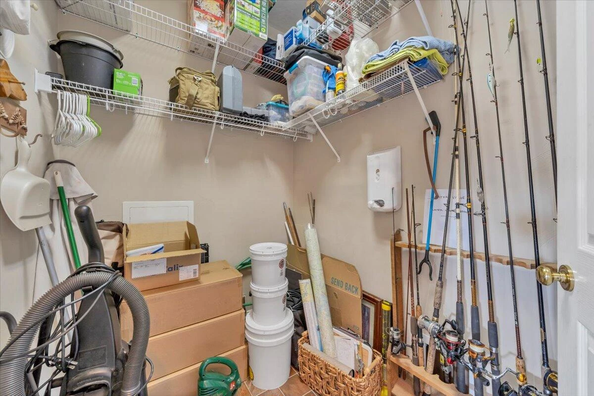 335 Pointe Shore DR #308 - Photo 40