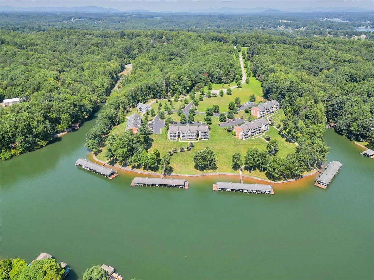 335 Pointe Shore DR #308 - Photo 91