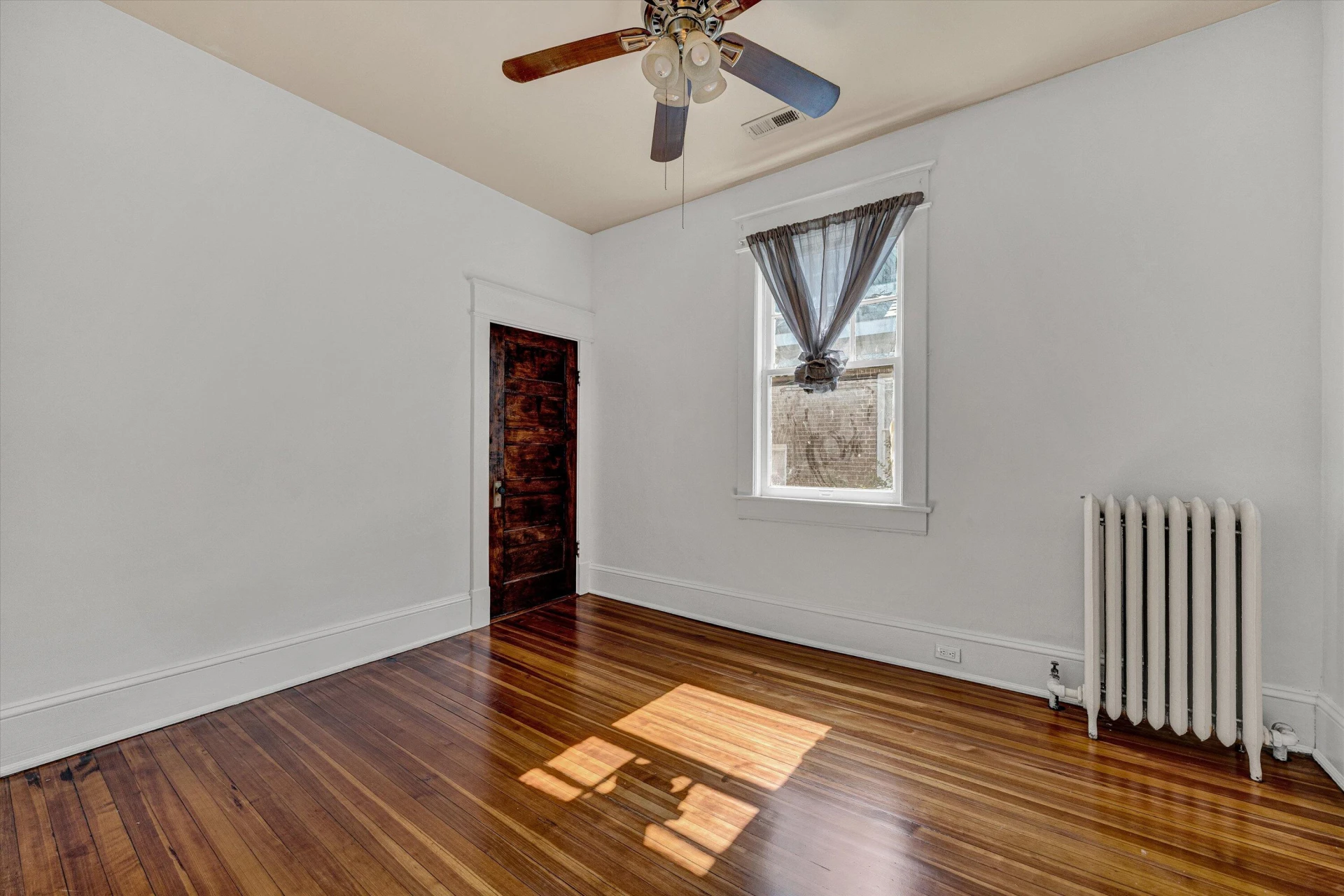 818 Day AVE - Photo 26