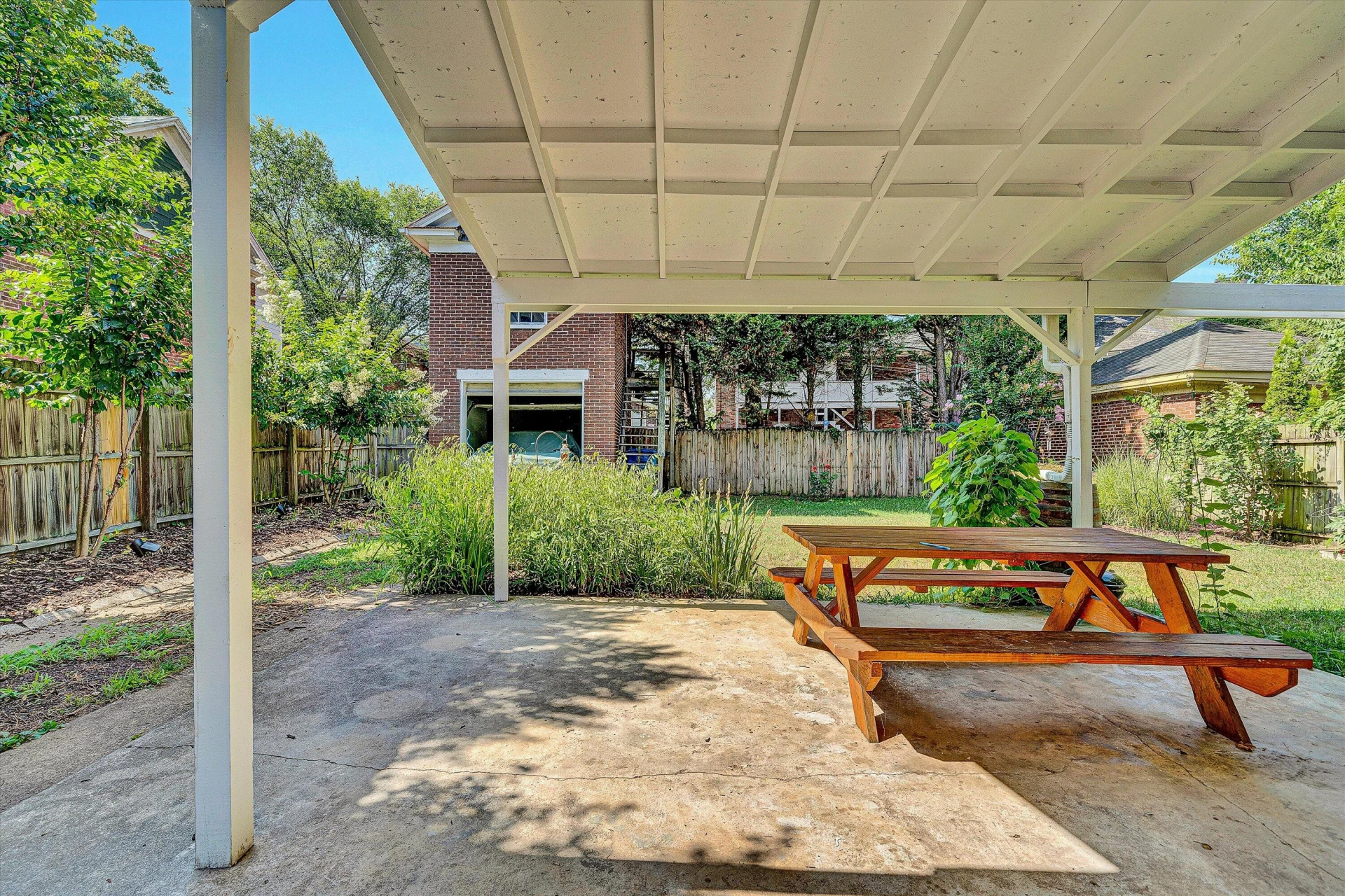 818 Day AVE - Photo 30