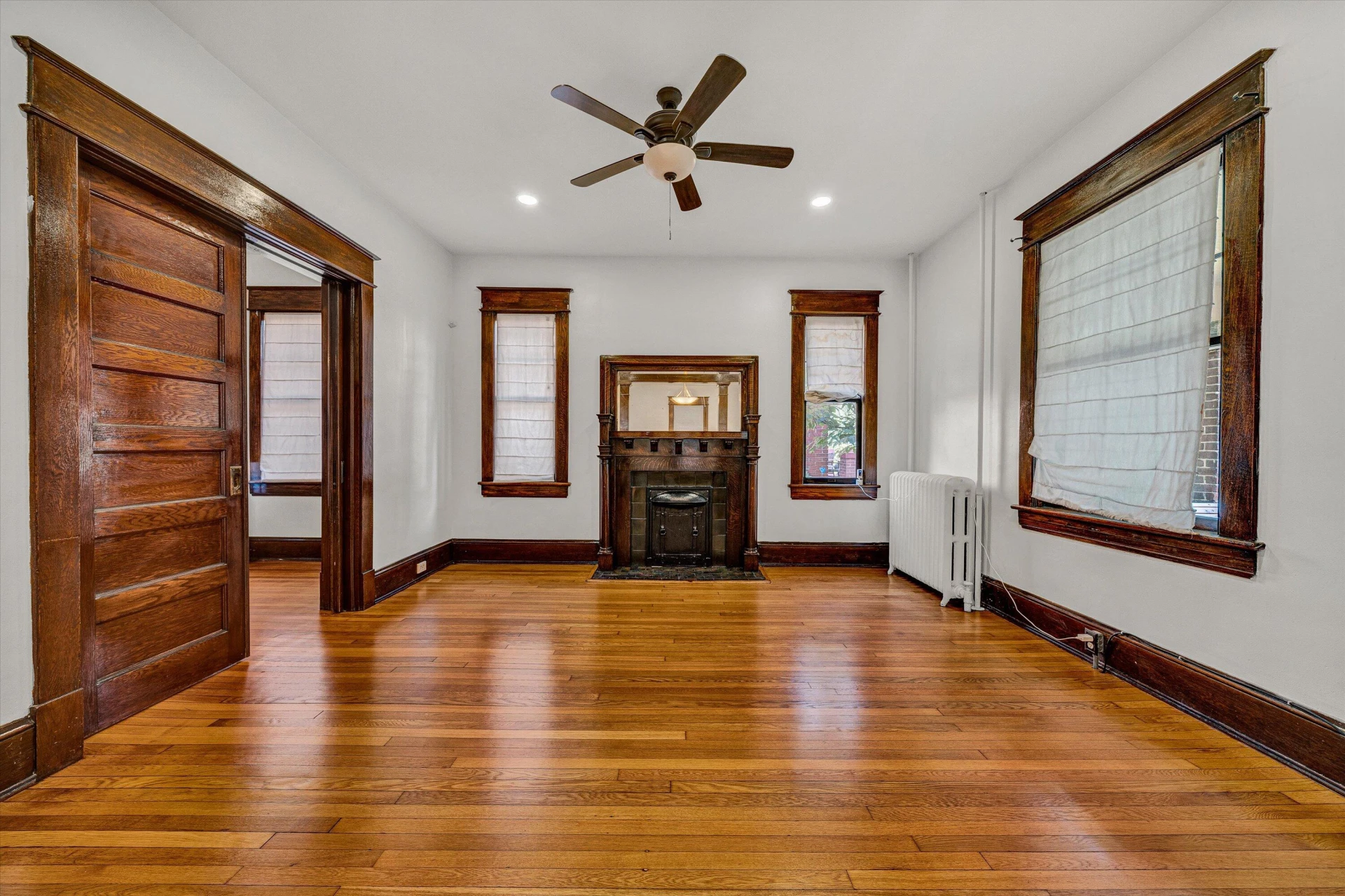 818 Day AVE - Photo 6
