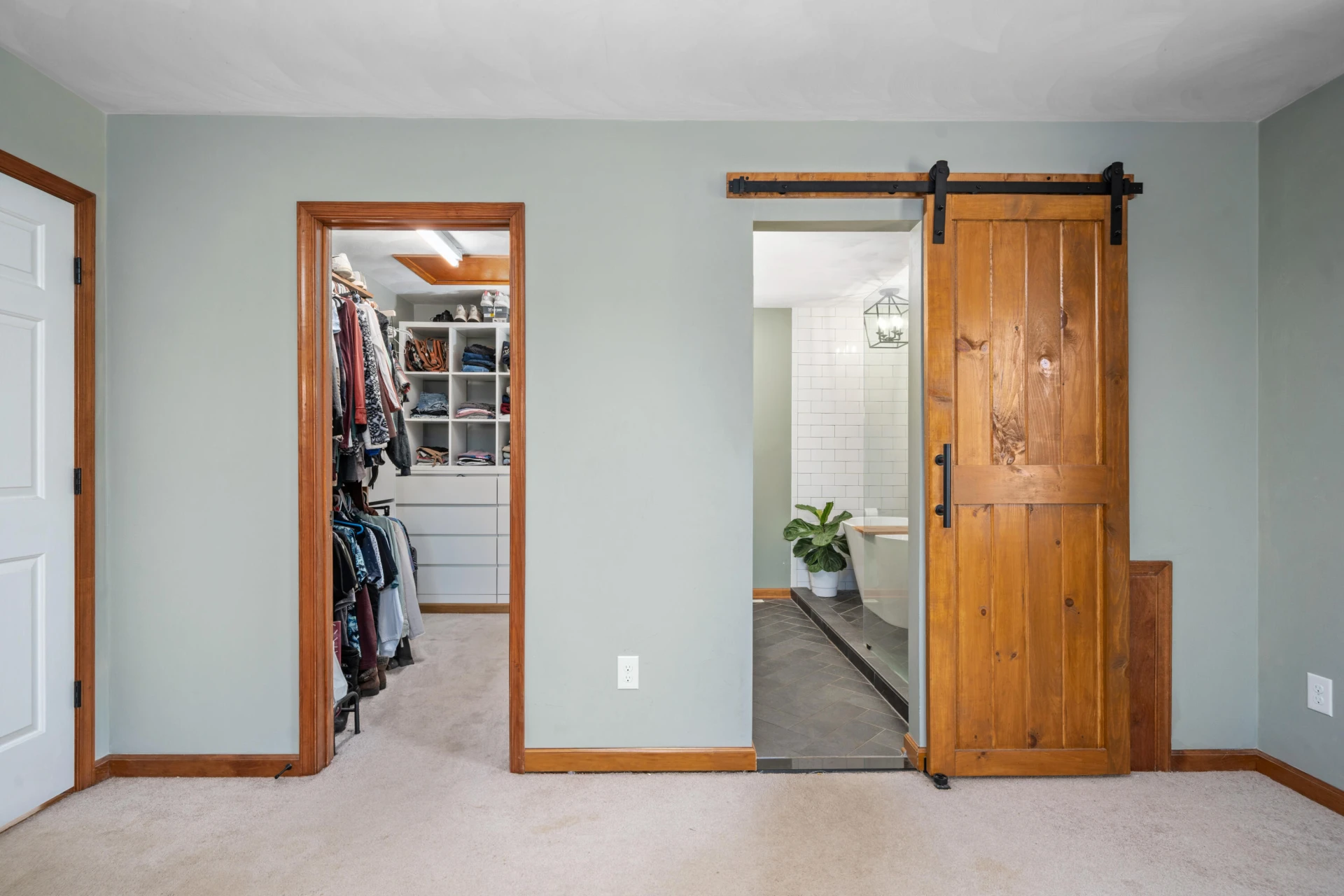 3833 Belmont CT - Photo 12