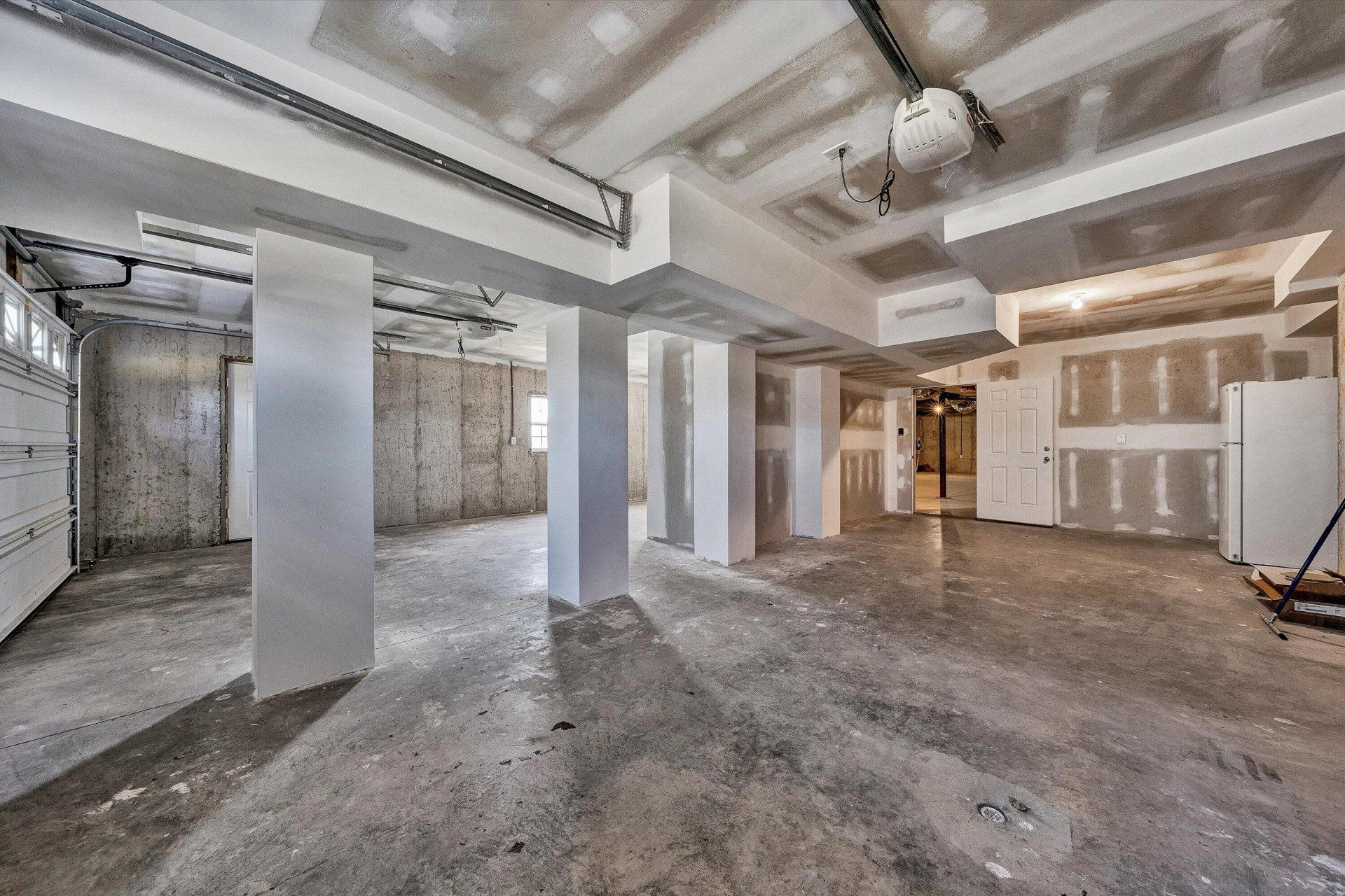 200 Surber DR - Photo 39