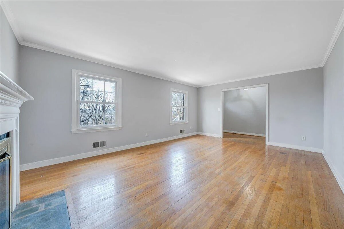 3044 Burnleigh RD - Photo 11