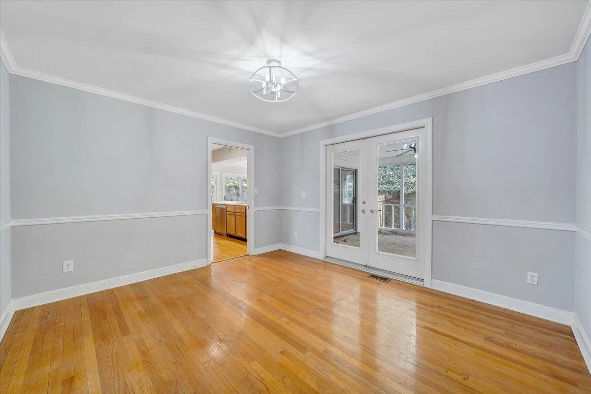 3044 Burnleigh RD - Photo 13