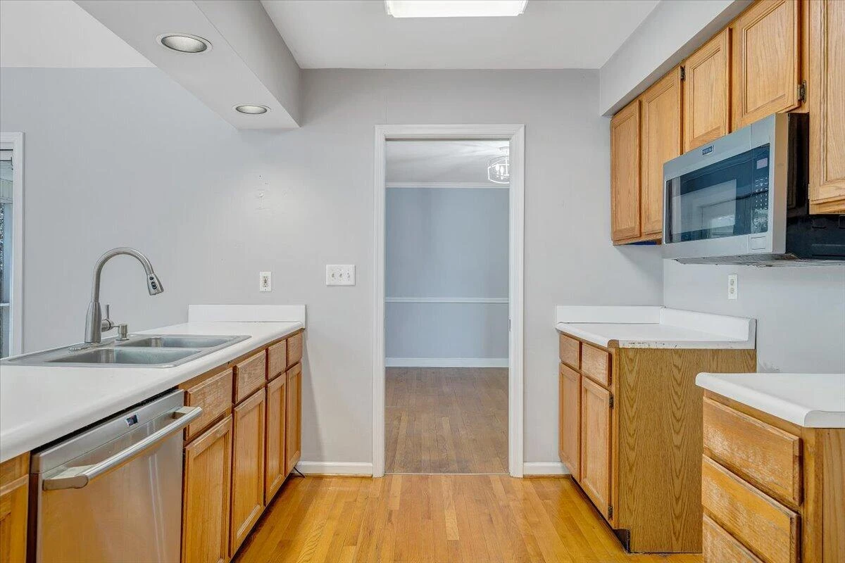 3044 Burnleigh RD - Photo 21