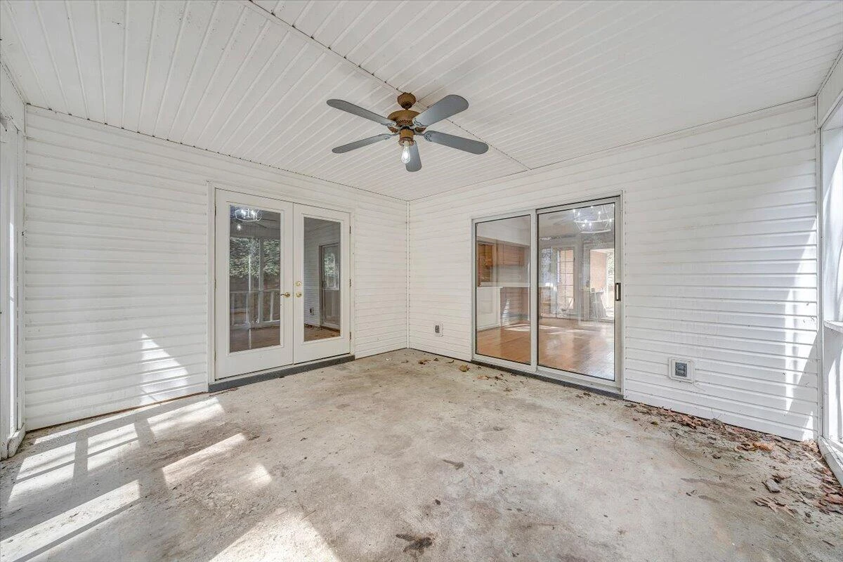 3044 Burnleigh RD - Photo 28