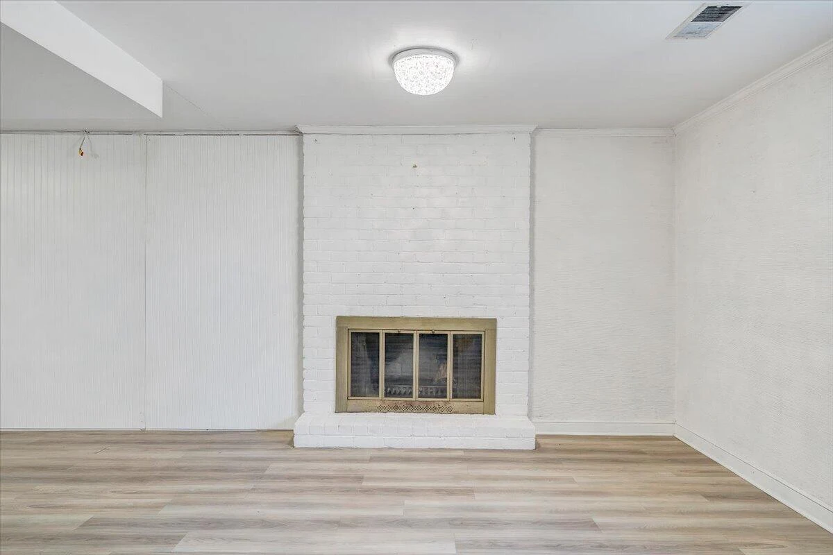 3044 Burnleigh RD - Photo 44
