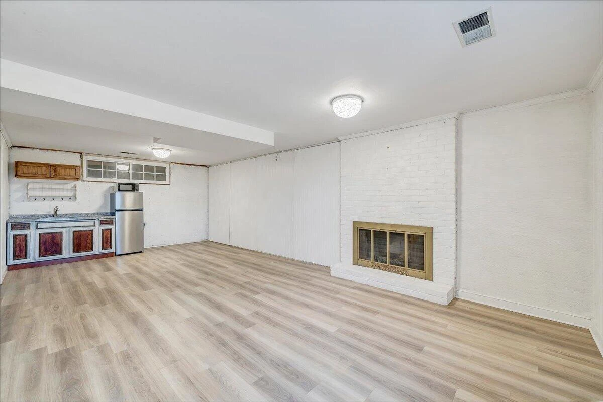 3044 Burnleigh RD - Photo 45