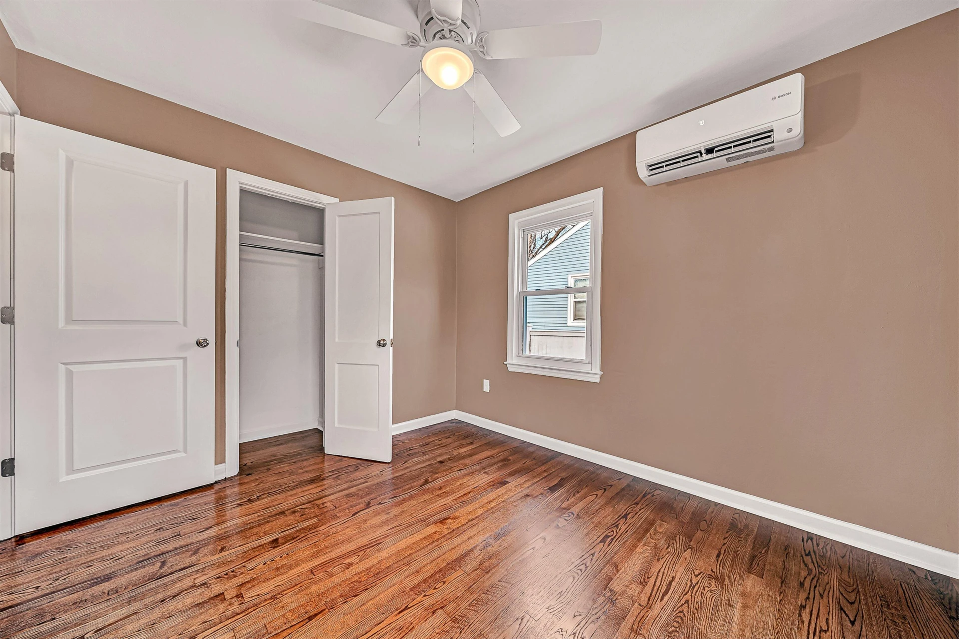 1551 Wellsley ST - Photo 15