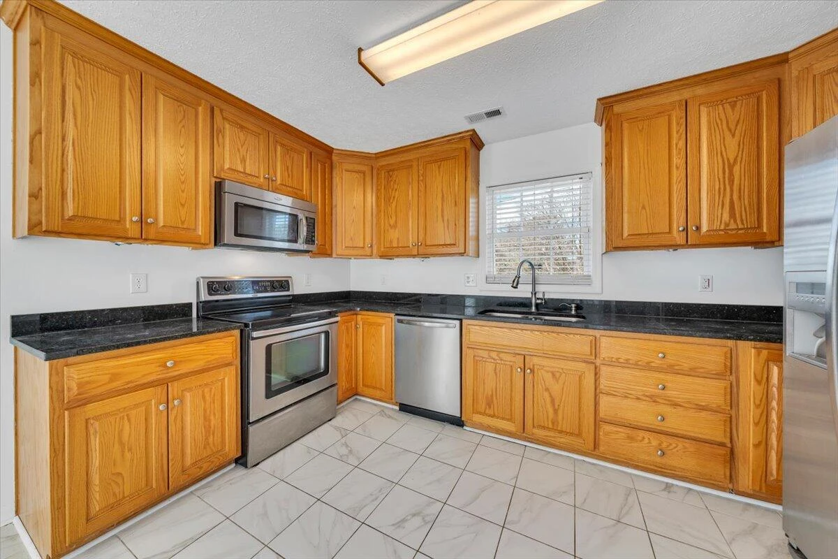 2415 Marr ST - Photo 13