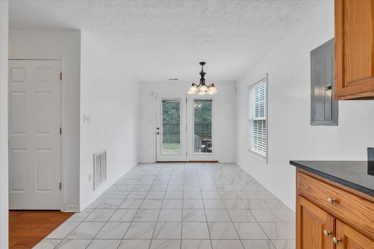 2415 Marr ST - Photo 17