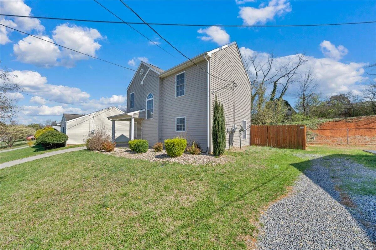 2415 Marr ST - Photo 44