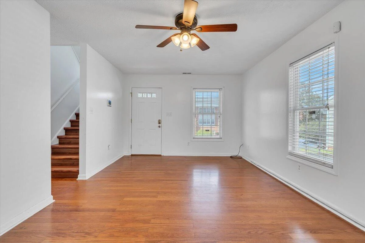2415 Marr ST - Photo 7