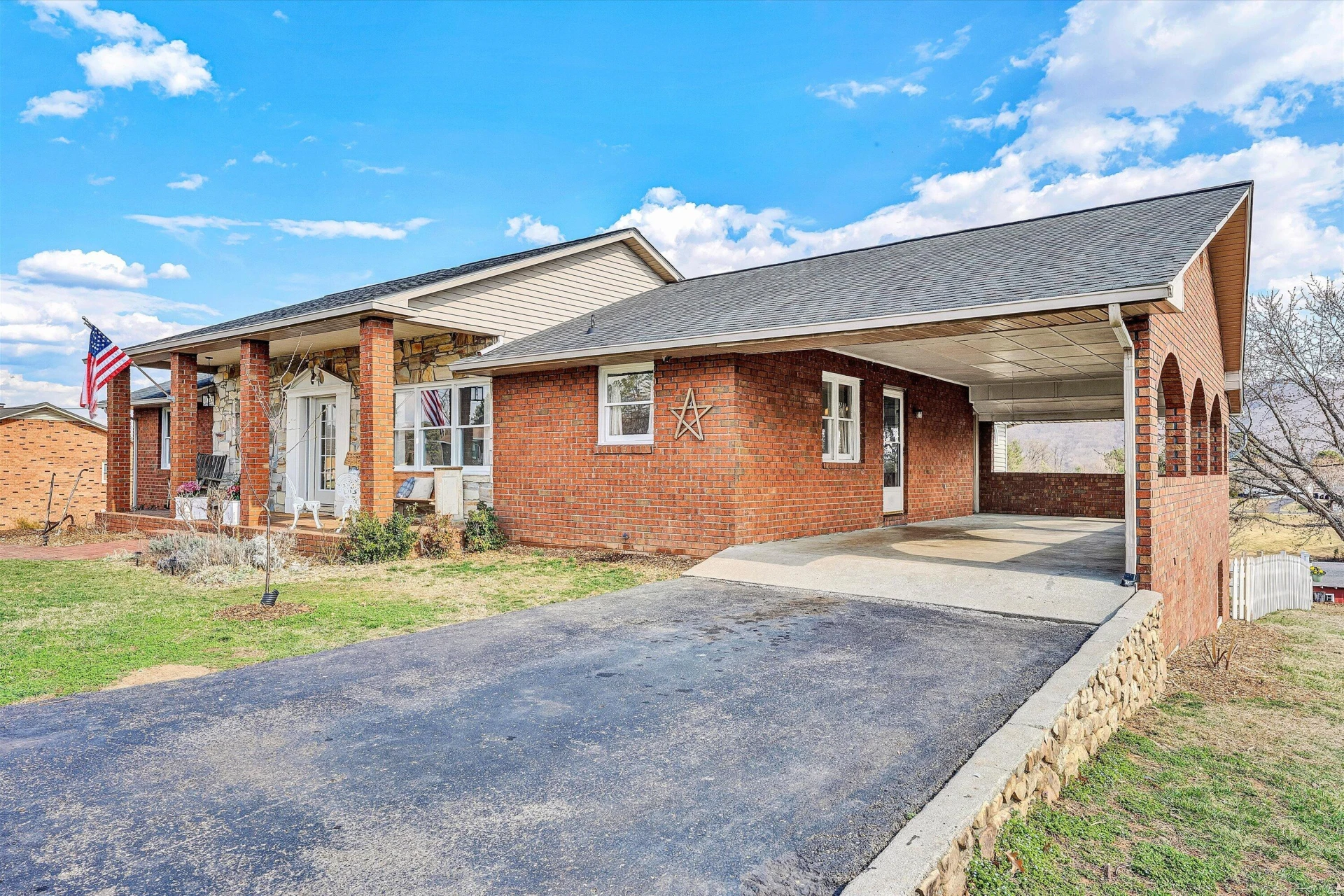 4043 Mockingbird Hill RD - Photo 5