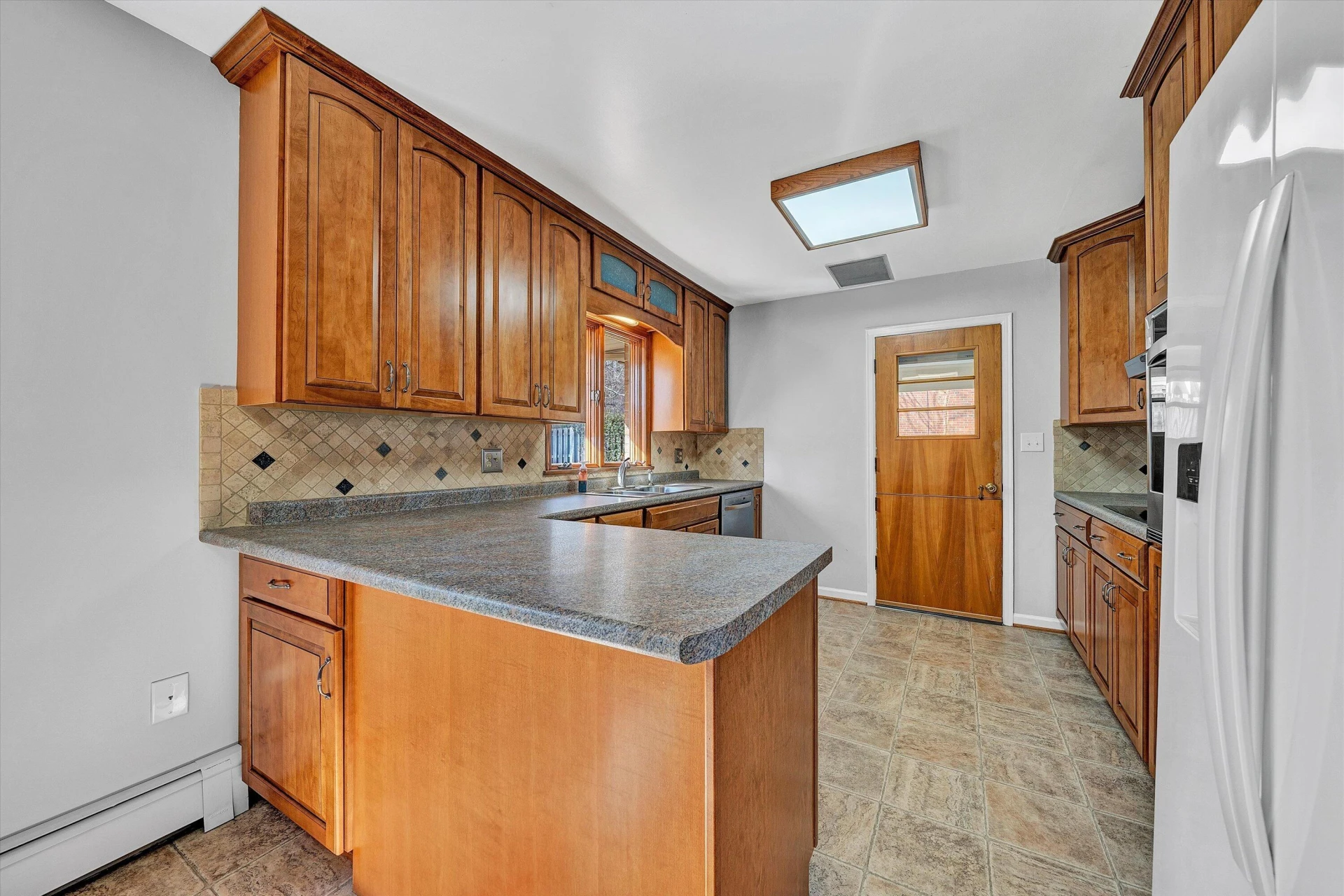 3220 Hartley CIR - Photo 19