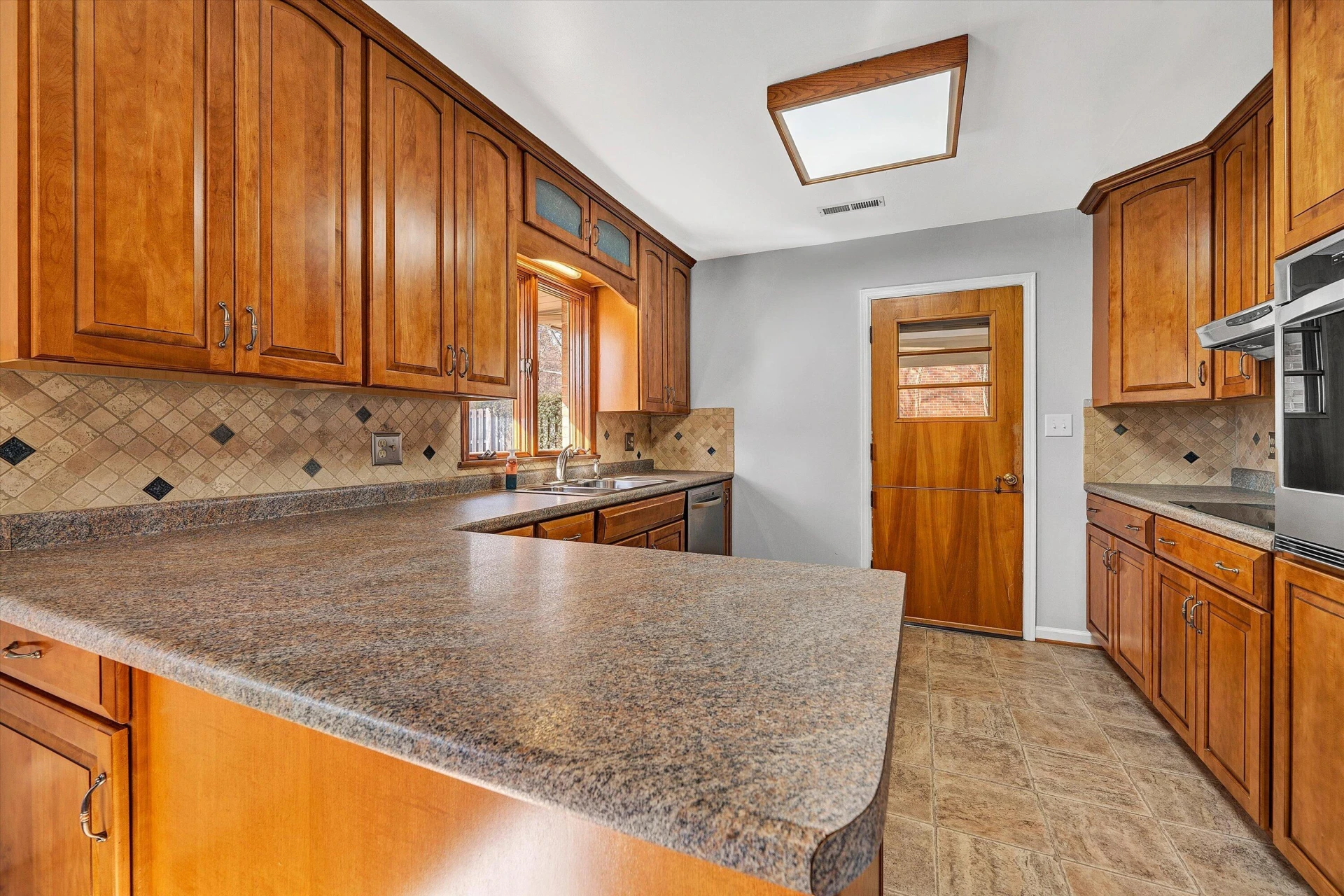 3220 Hartley CIR - Photo 20