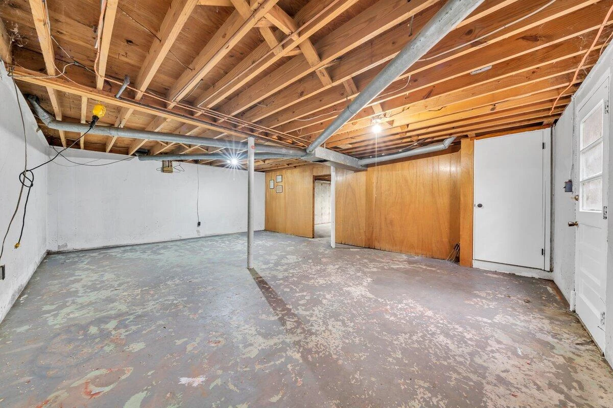 3807 Troutland AVE - Photo 25