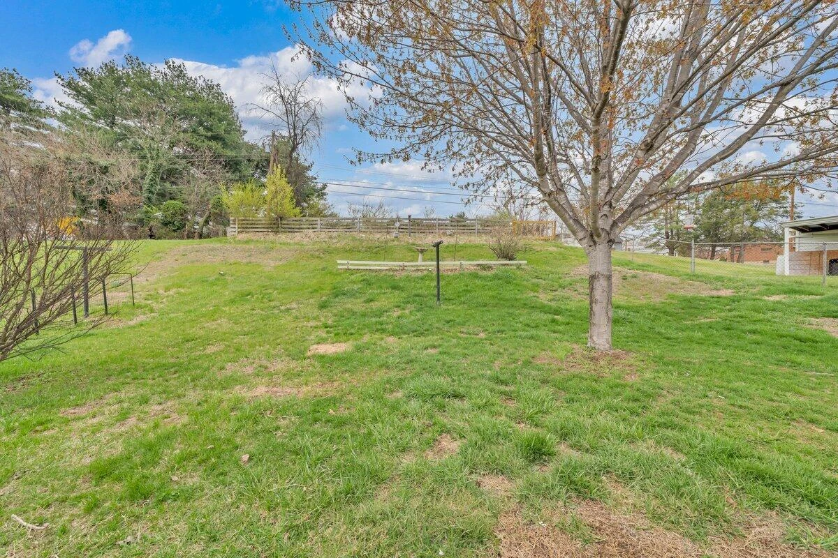 3807 Troutland AVE - Photo 30