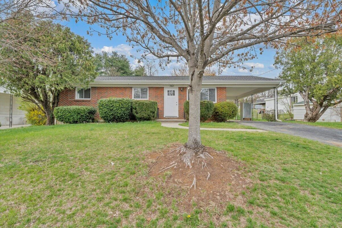 3807 Troutland AVE - Photo 39