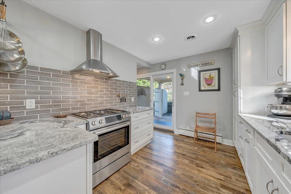 2241 Brambleton AVE - Photo 25