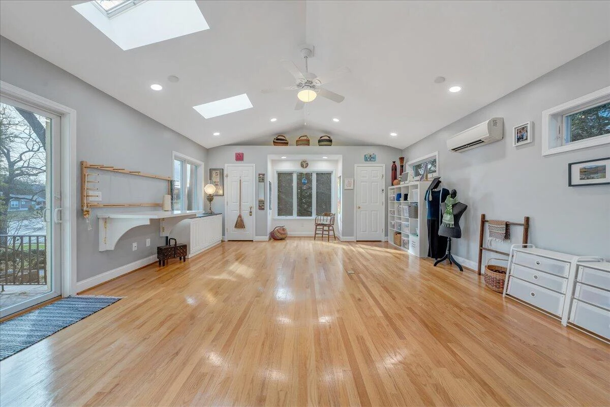 2241 Brambleton AVE - Photo 32