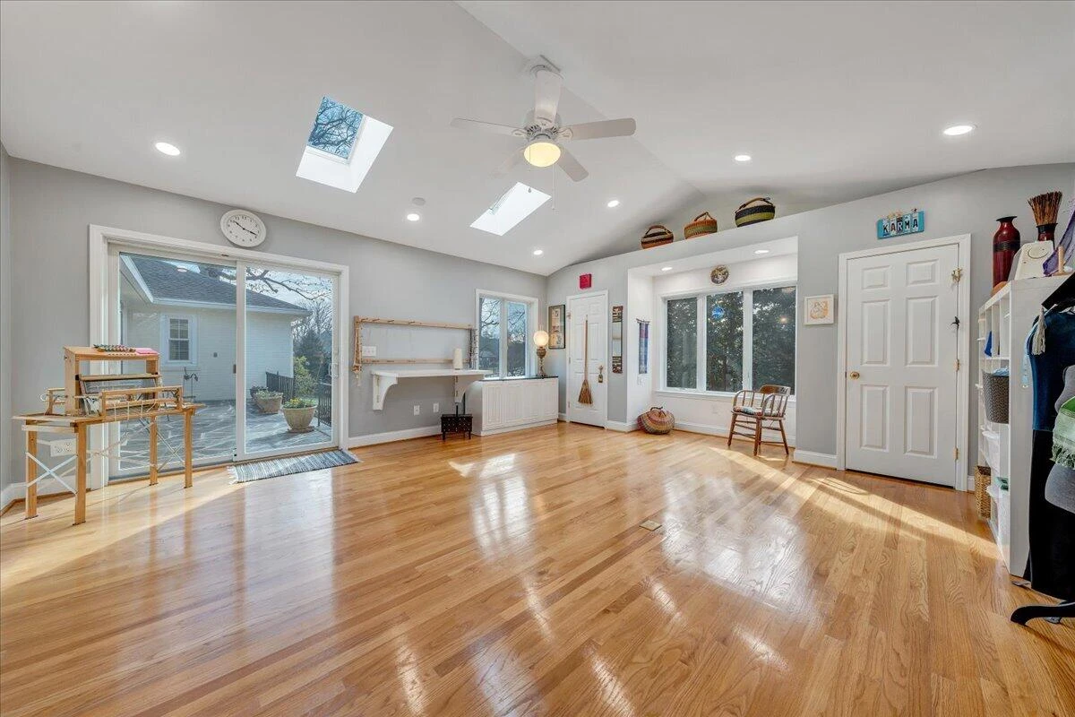 2241 Brambleton AVE - Photo 33